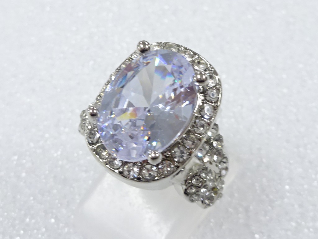 Japanese Kimono / Antique Accessories